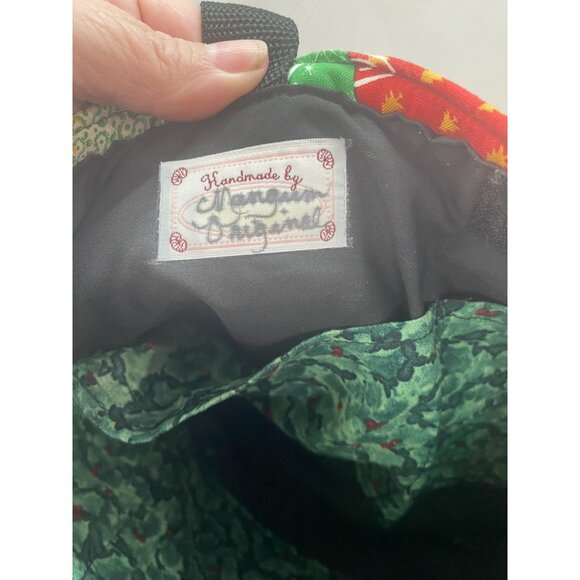 Handmade Quilted Christmas Tote with Inside pocket Velcro Closure - Picture 4 of 5